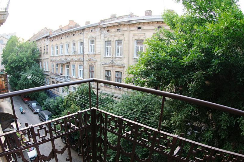 Luxury Apartment Near Rynok Square Lviv Extérieur photo